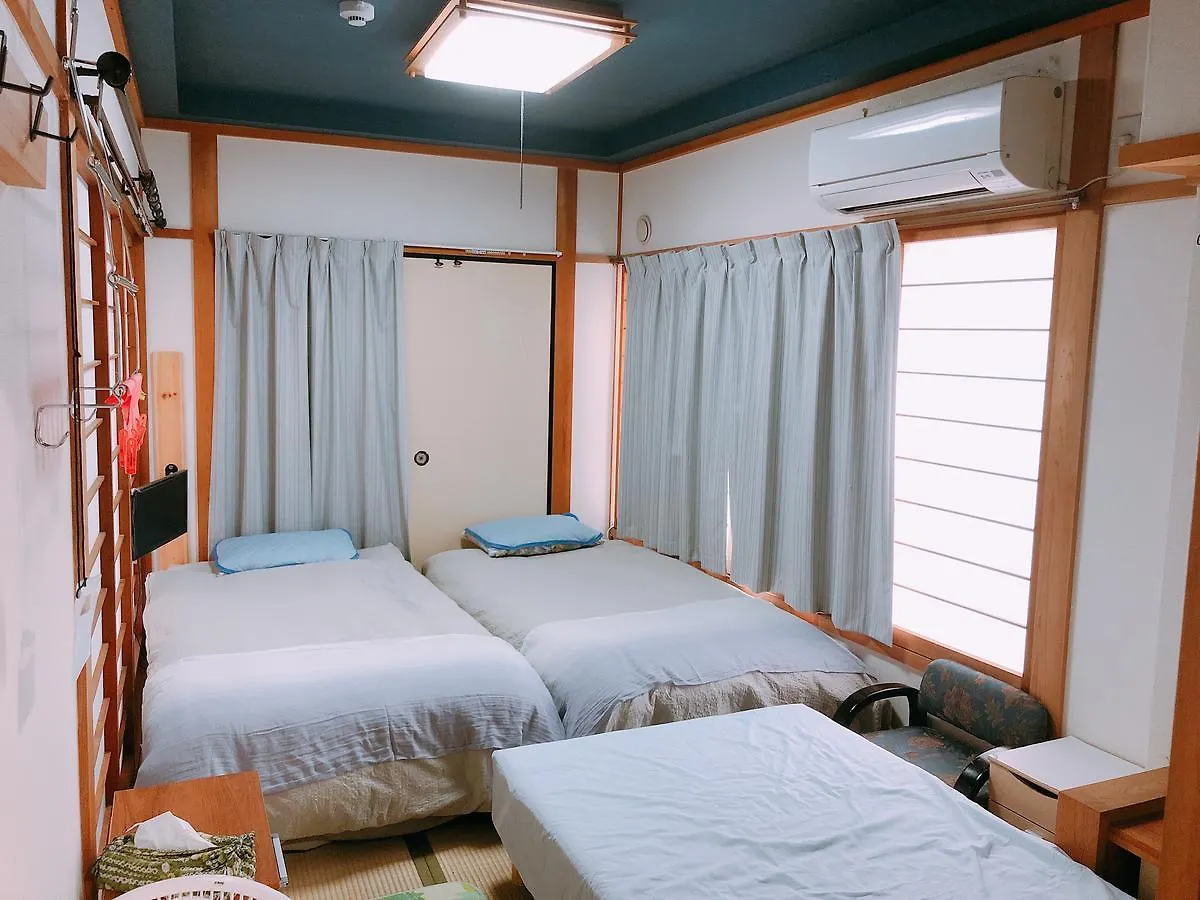 Ryokoheya Hankyukan Osaka 0*,